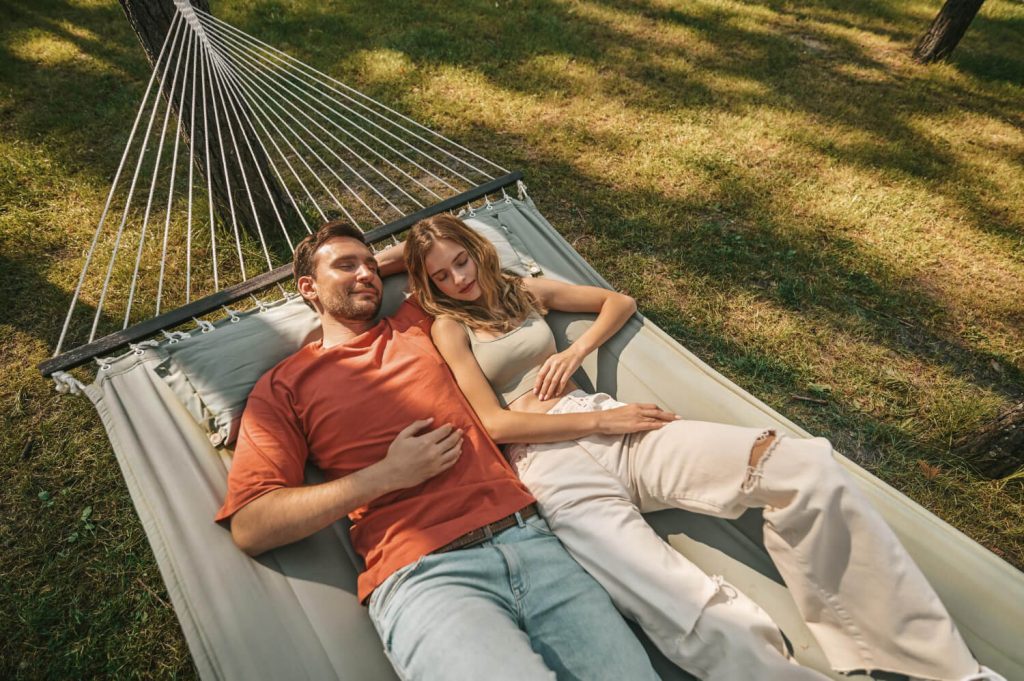 a relaxing hammock is perfect to enjoy your garden space